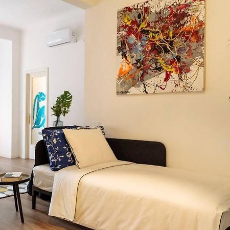 La Dame Bleue Apartment Bucharest Exterior photo